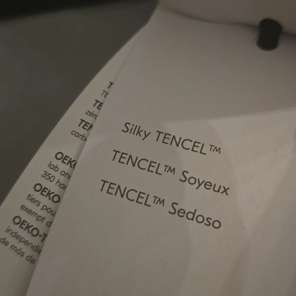 West Elm Silky TENCEL™ Sheet Set, Size Full, Color Graffiti, Retail $149.00 USD